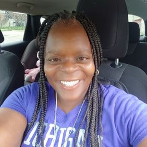 Meet your Posher, Sharon